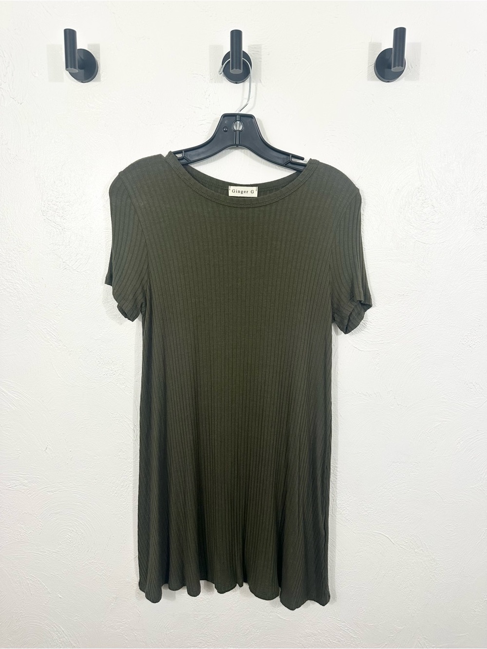 Ginger G Olive Ribbed Short Sleeve Swing Tee